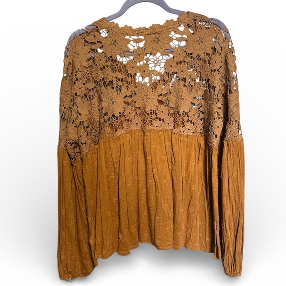 Free People Lina Folk Gypsy Peasant Festival Floral embroidered crochet top - Picture 2 of 9